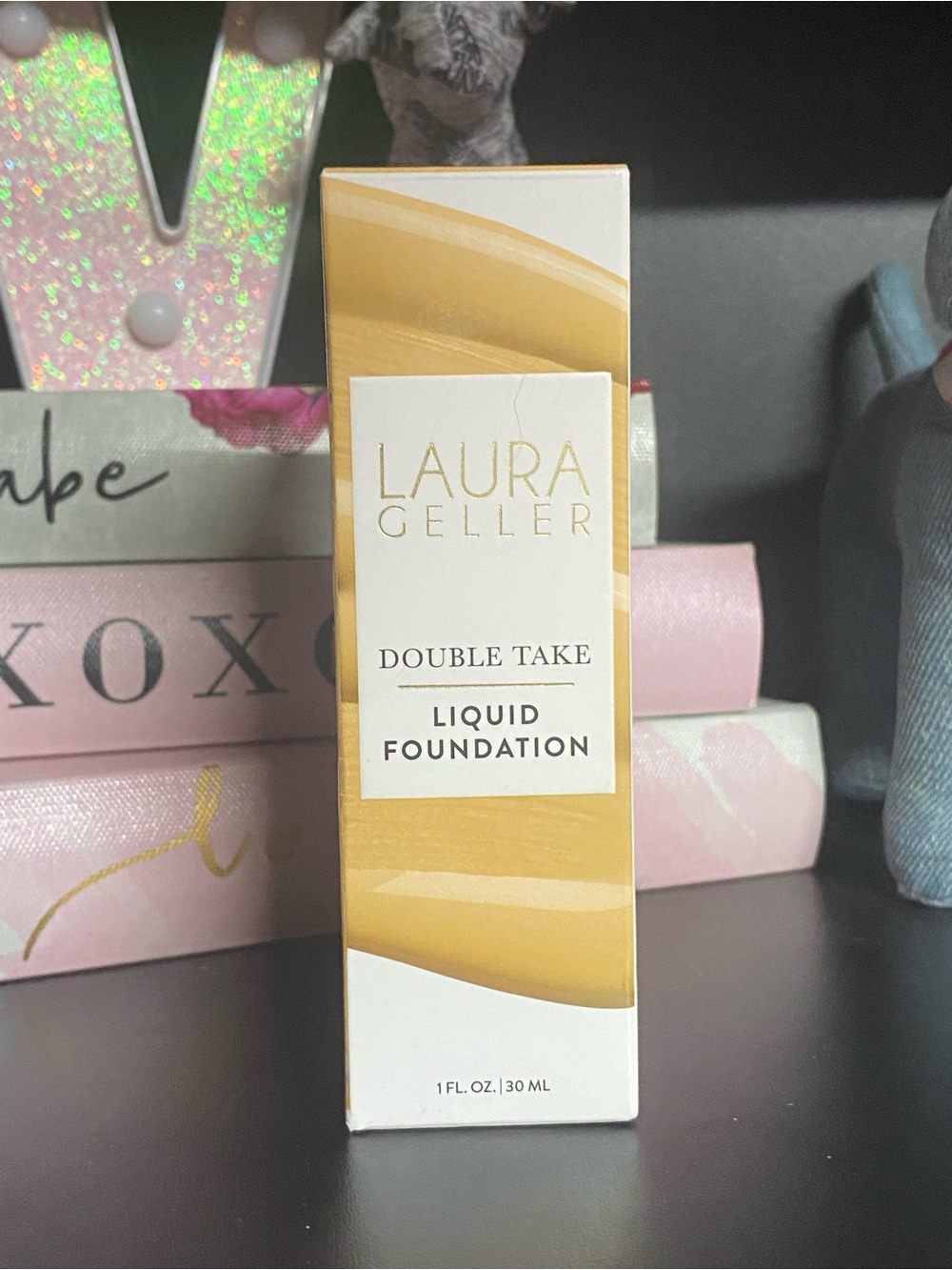 Laura Geller Double Take Liquid Foundation in Light 1 fl oz.  Natural Matte